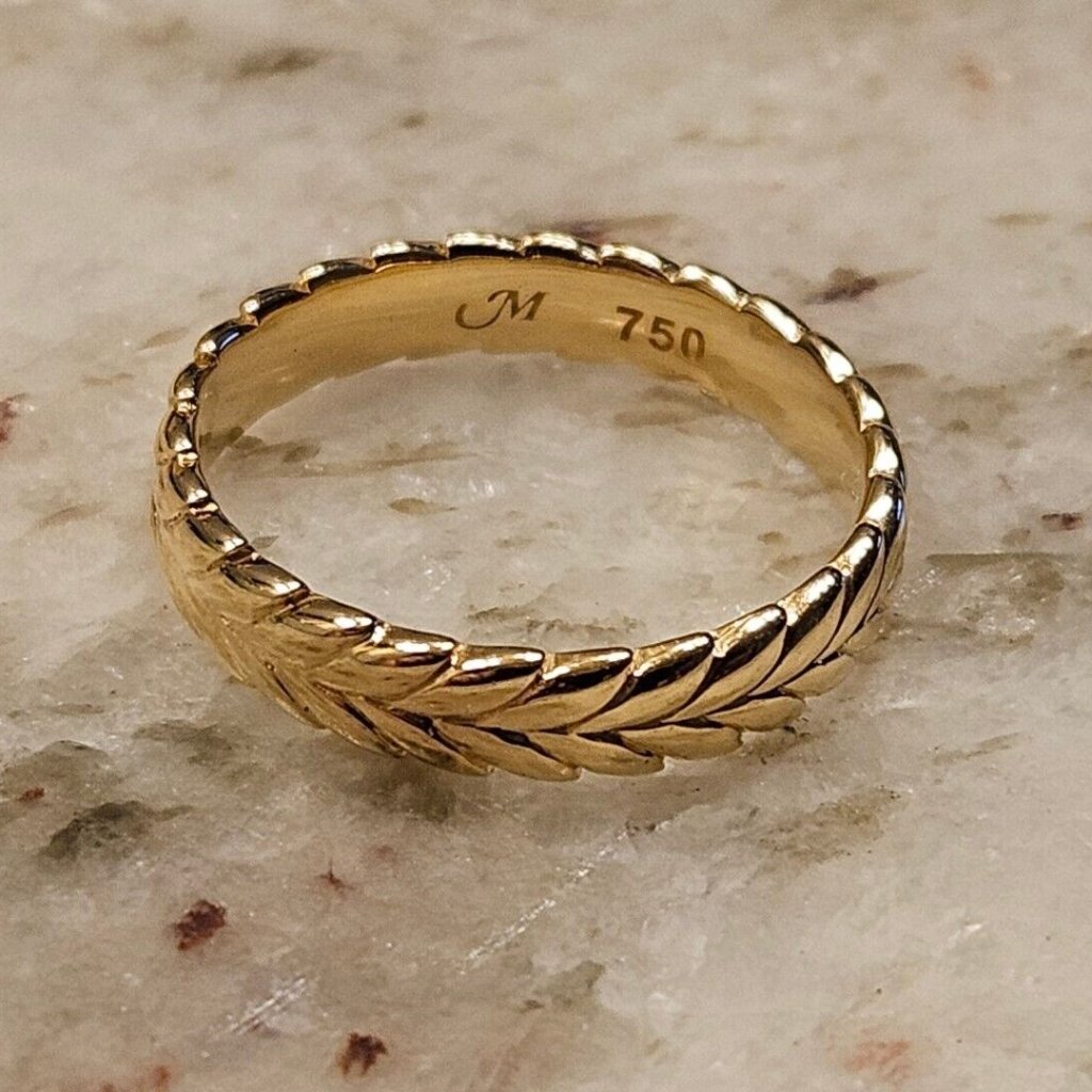 New Monica Rich Kosann Breathe Leaf Poesy Stackable 18k Yellow Gold Ring 3 — image 3 of 8